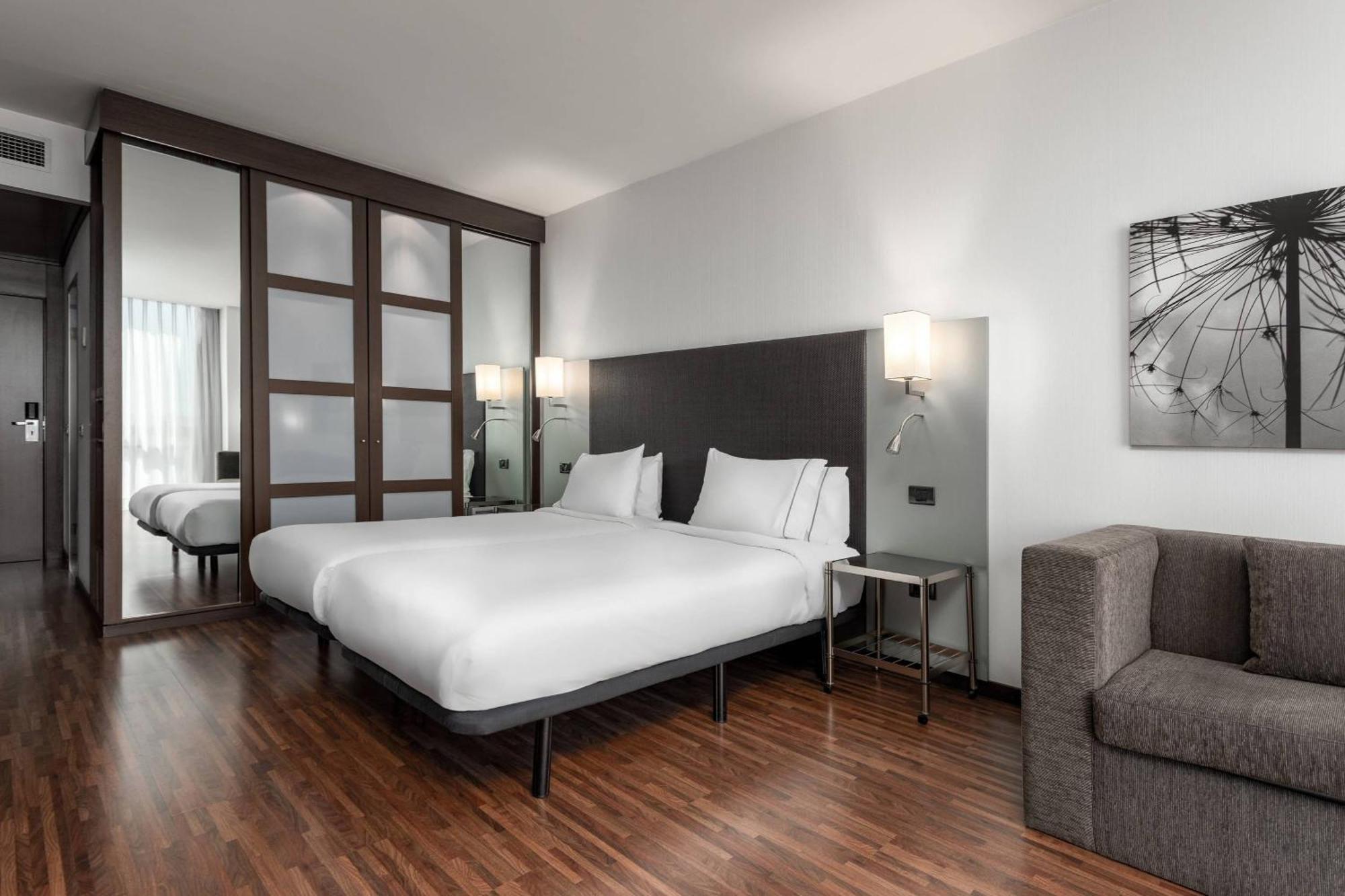 Ac Hotel La Finca By Marriott Pozuelo de Alarcon Exterior photo