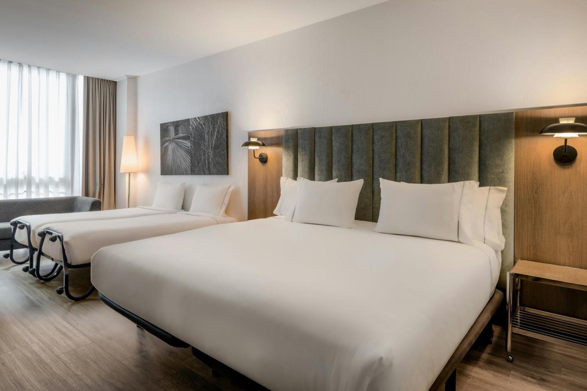 Ac Hotel La Finca By Marriott Pozuelo de Alarcon Exterior photo